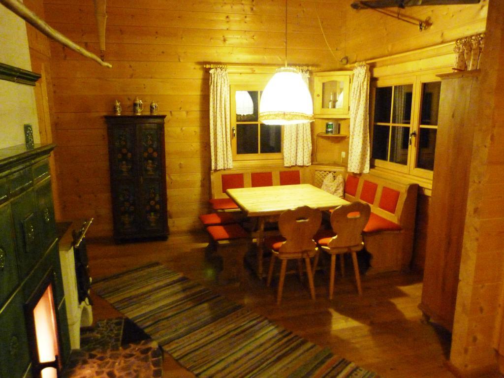 Knusperhaeusl Villa อุทเทนดอร์ฟ ภายนอก รูปภาพ